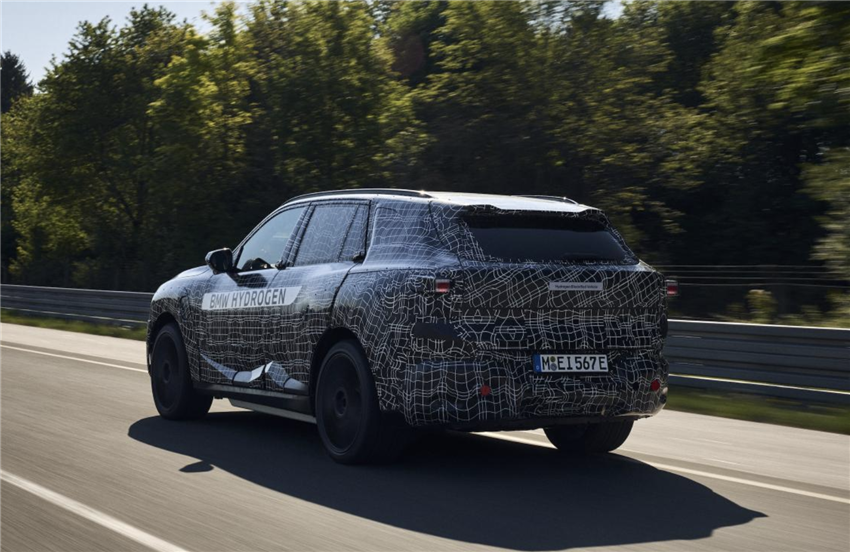 Bmw's waterstofdroom: de x5 die op water loopt en de batterijhaters blij maakt